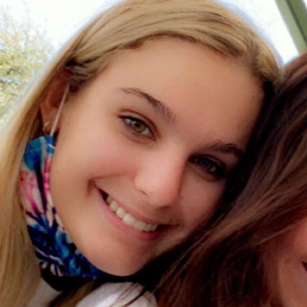 Meet your Posher, Isabella